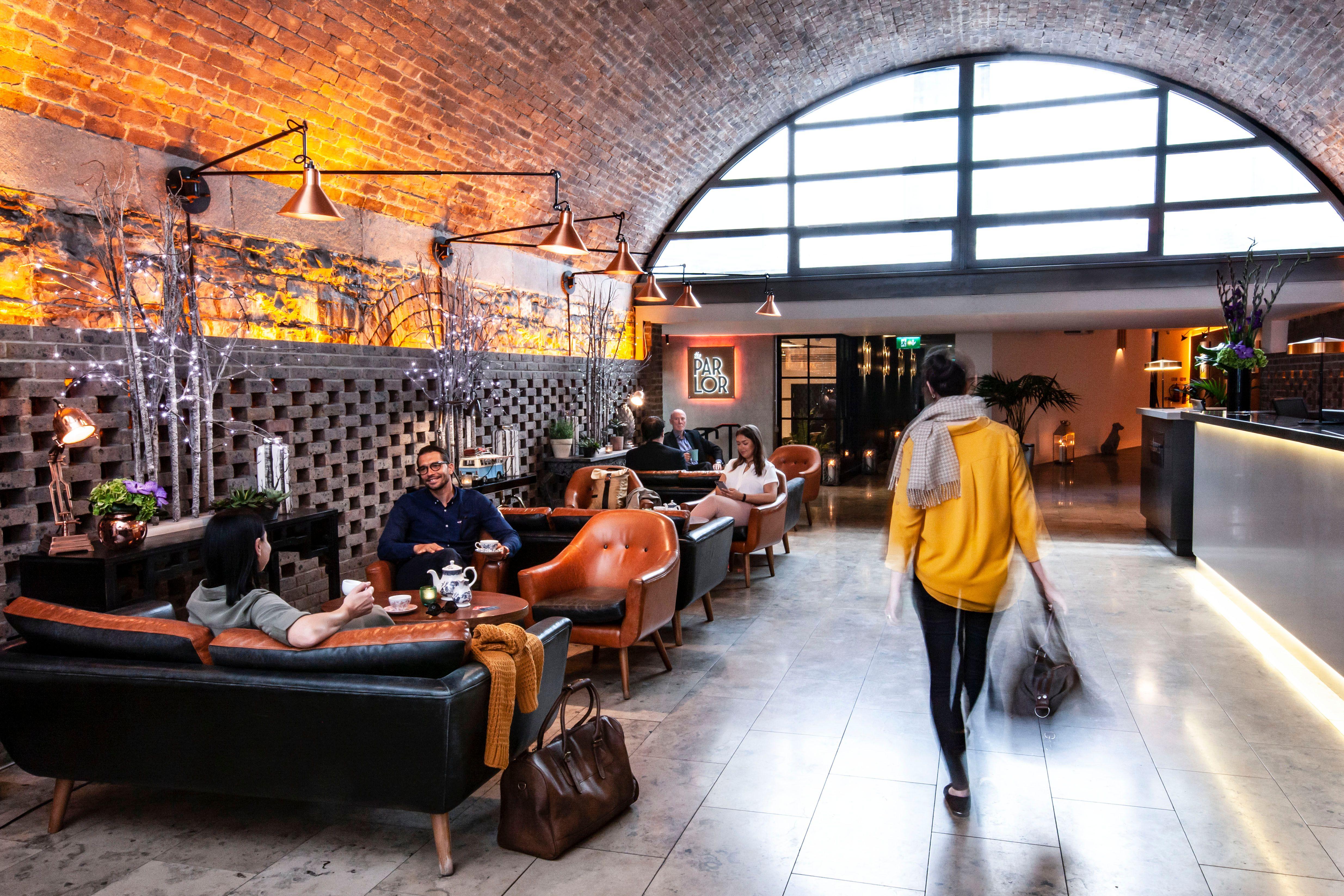 Hotel The Address Connolly Dublín Exterior foto